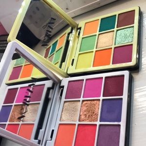 Anastasia Beverly Hills NORVINA eyeshadow palette